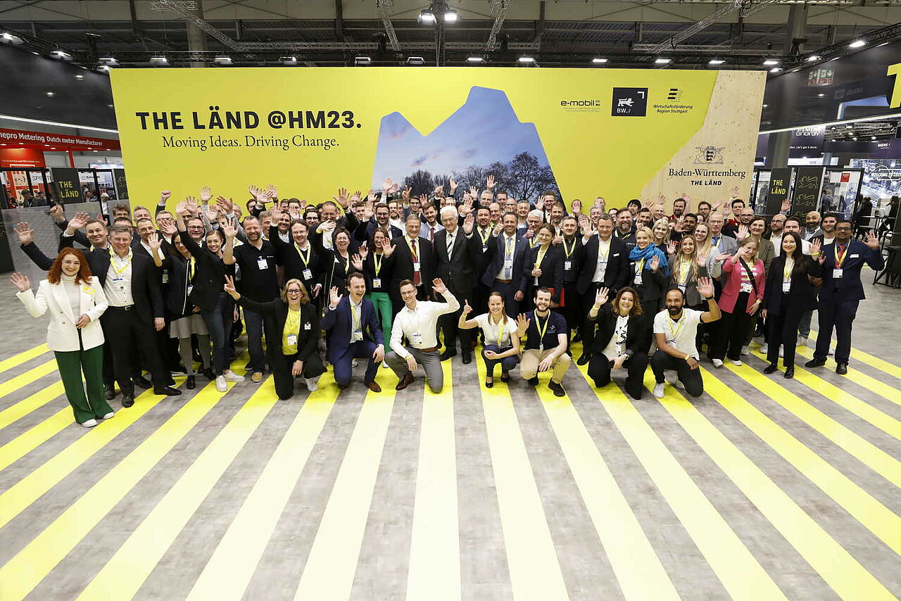 Gruppenfoto der Aussteller auf dem Baden-Württemberg Pavillon in Hannover.